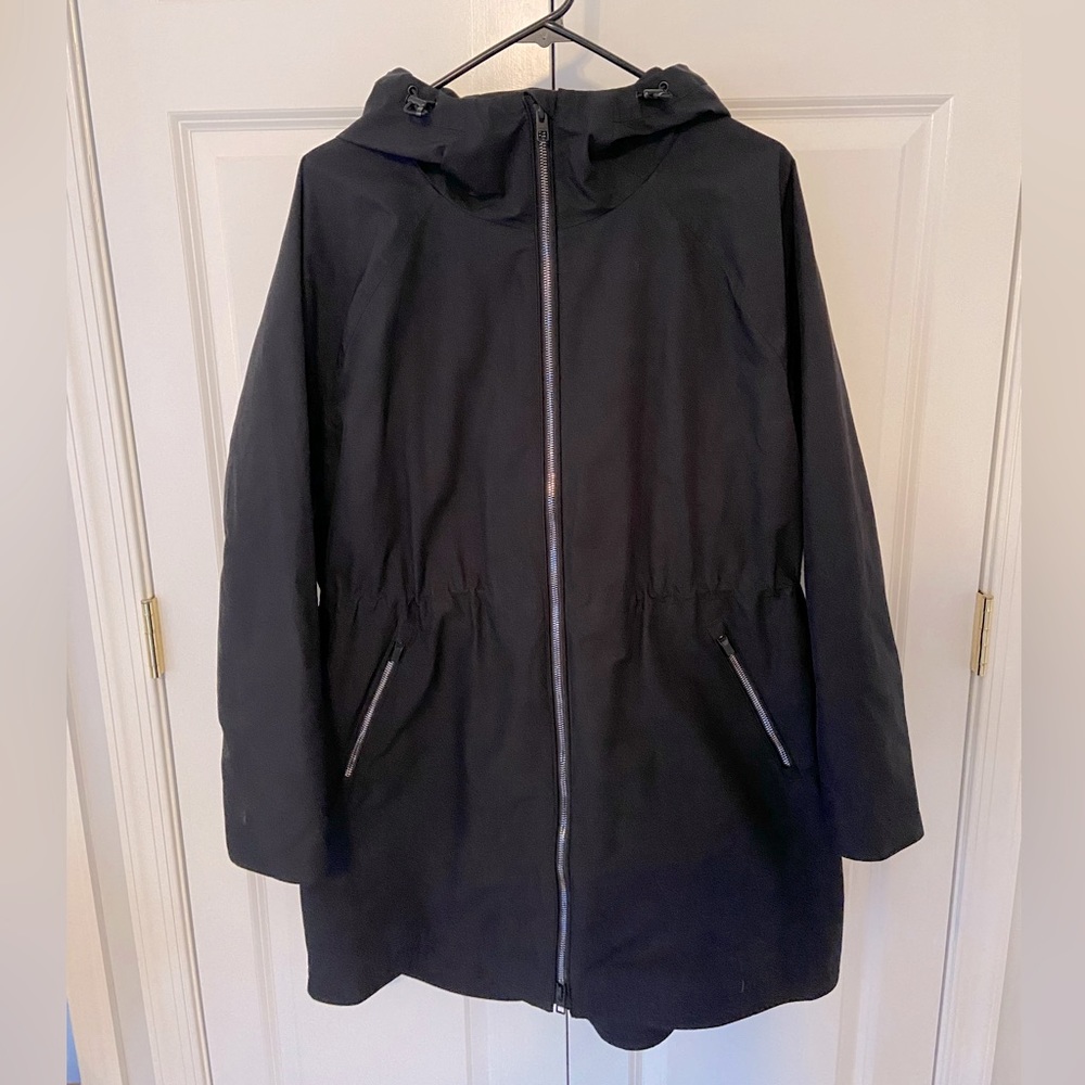 Like New Athleta Rain Jacket Size Large